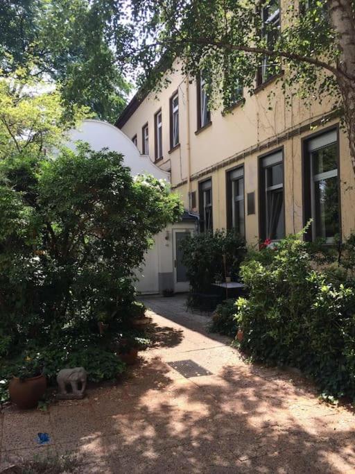 City-Apartment In Krefeld - Beuys Apartments - Krefeld Kültér fotó